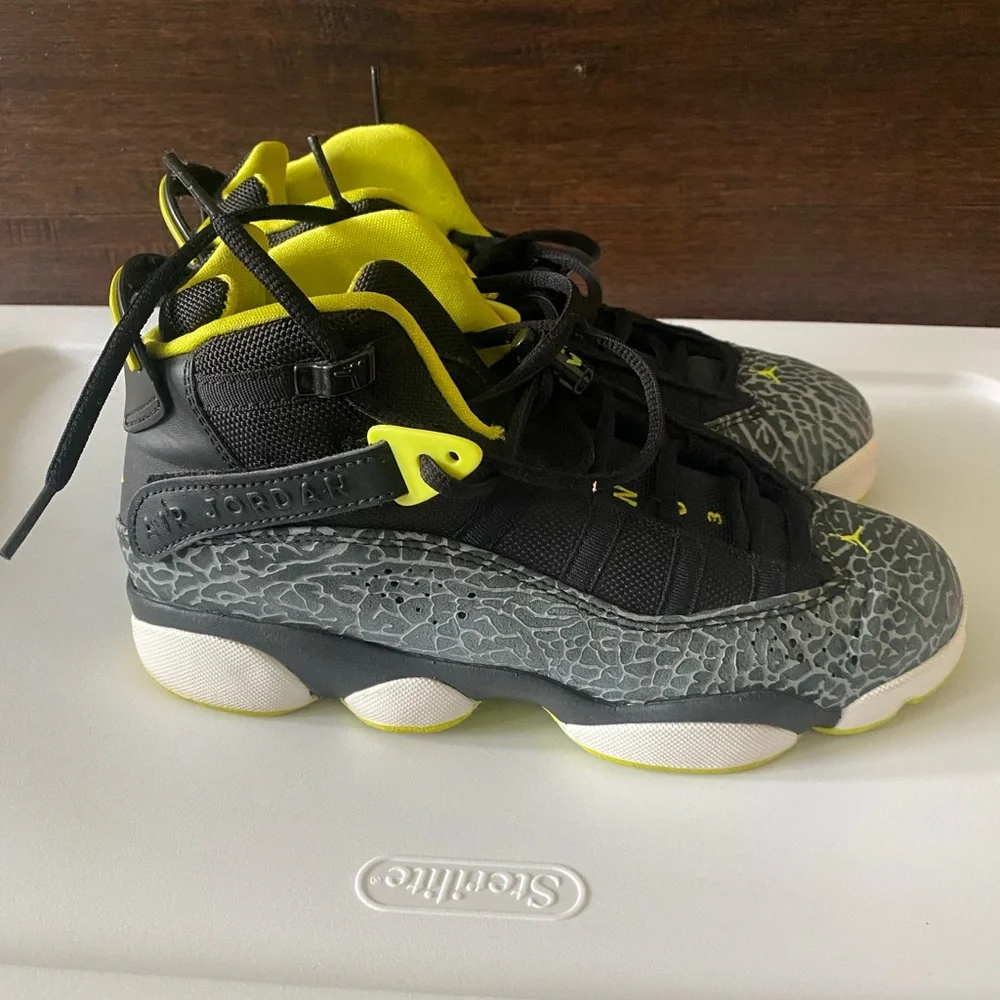 Nike Air Jordan 6 Rings Venom Green Sneakers*